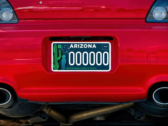 4-h license plate on car