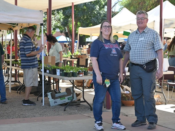 master gardeners at plant sale