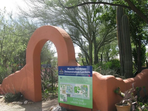 pima county master gardener demonstration gardens