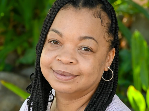 Headshot of Monique Battle