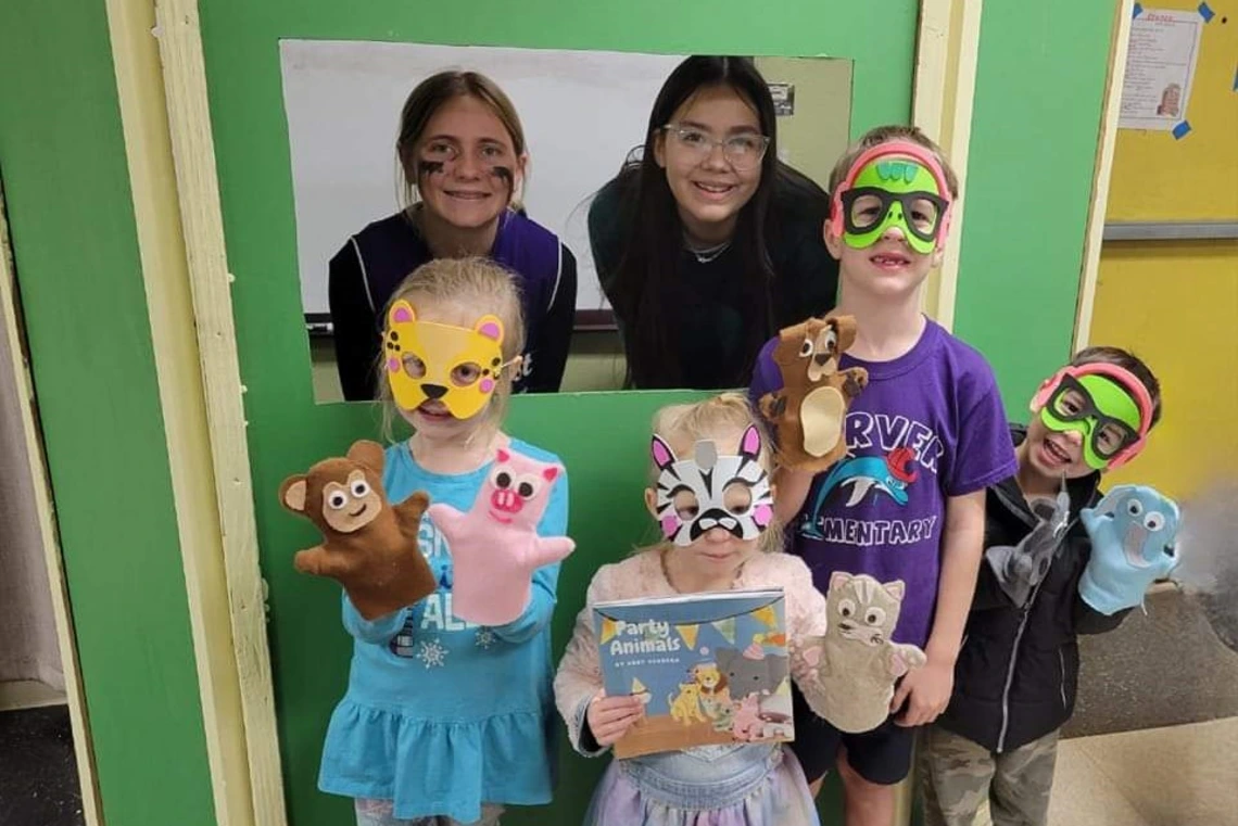 4-H kids in animal masks