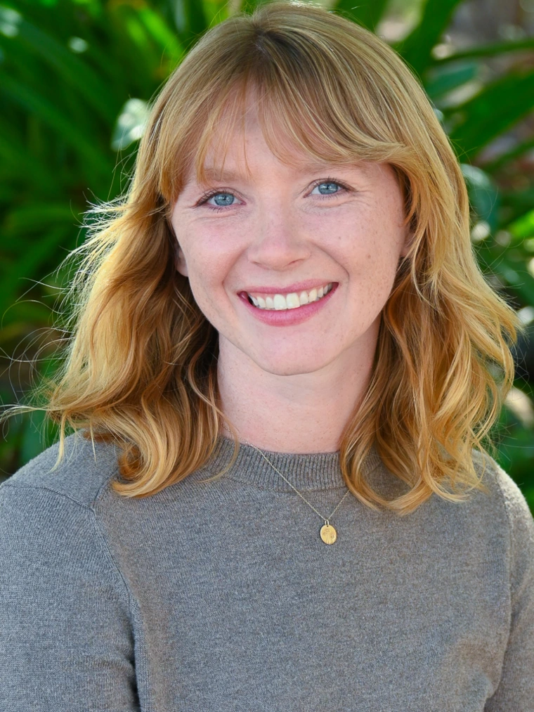 Headshot of Caroline Woolsey