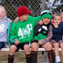 4-H kids on bench